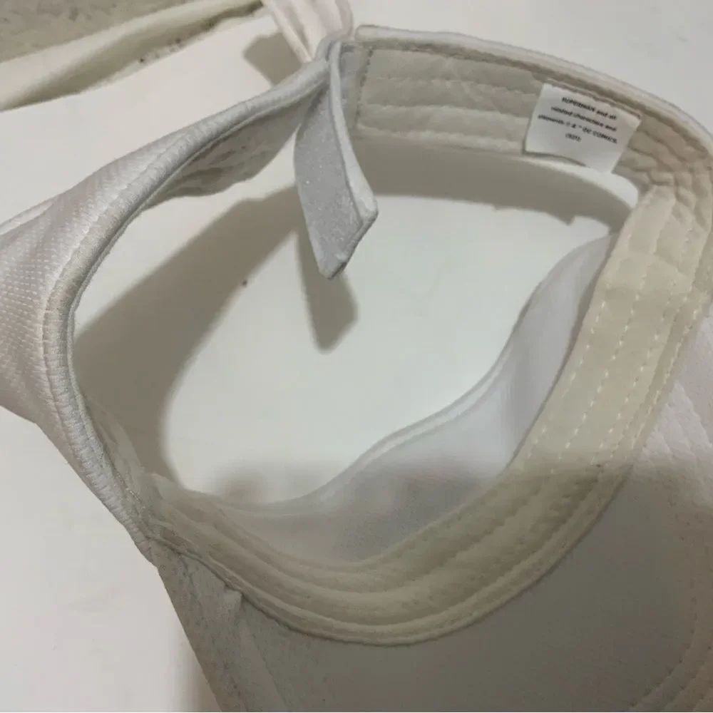 Superman visor hat - Picture 2 of 3
